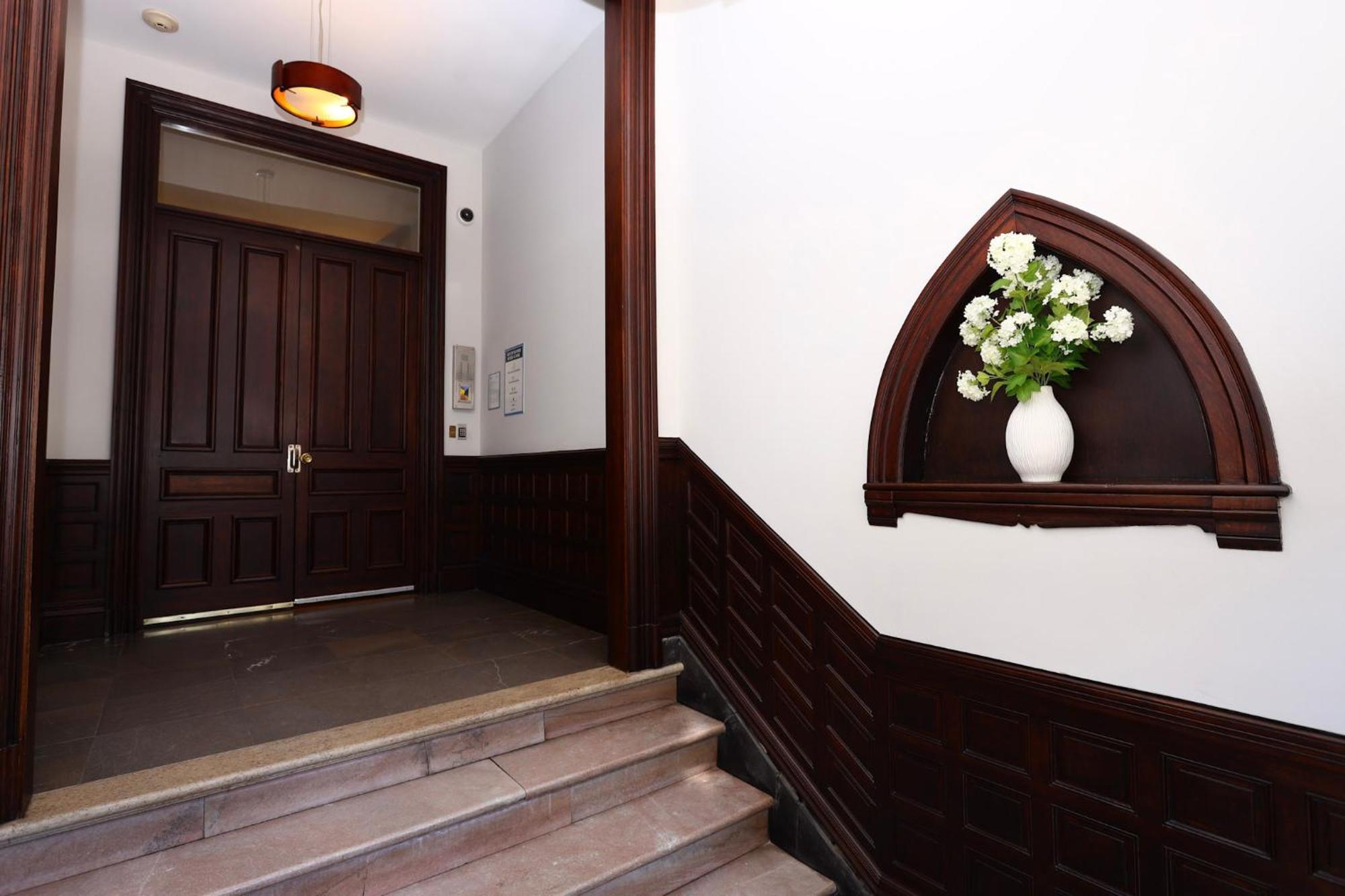 Stylish Newbury Street Studio, #4 Boston Extérieur photo