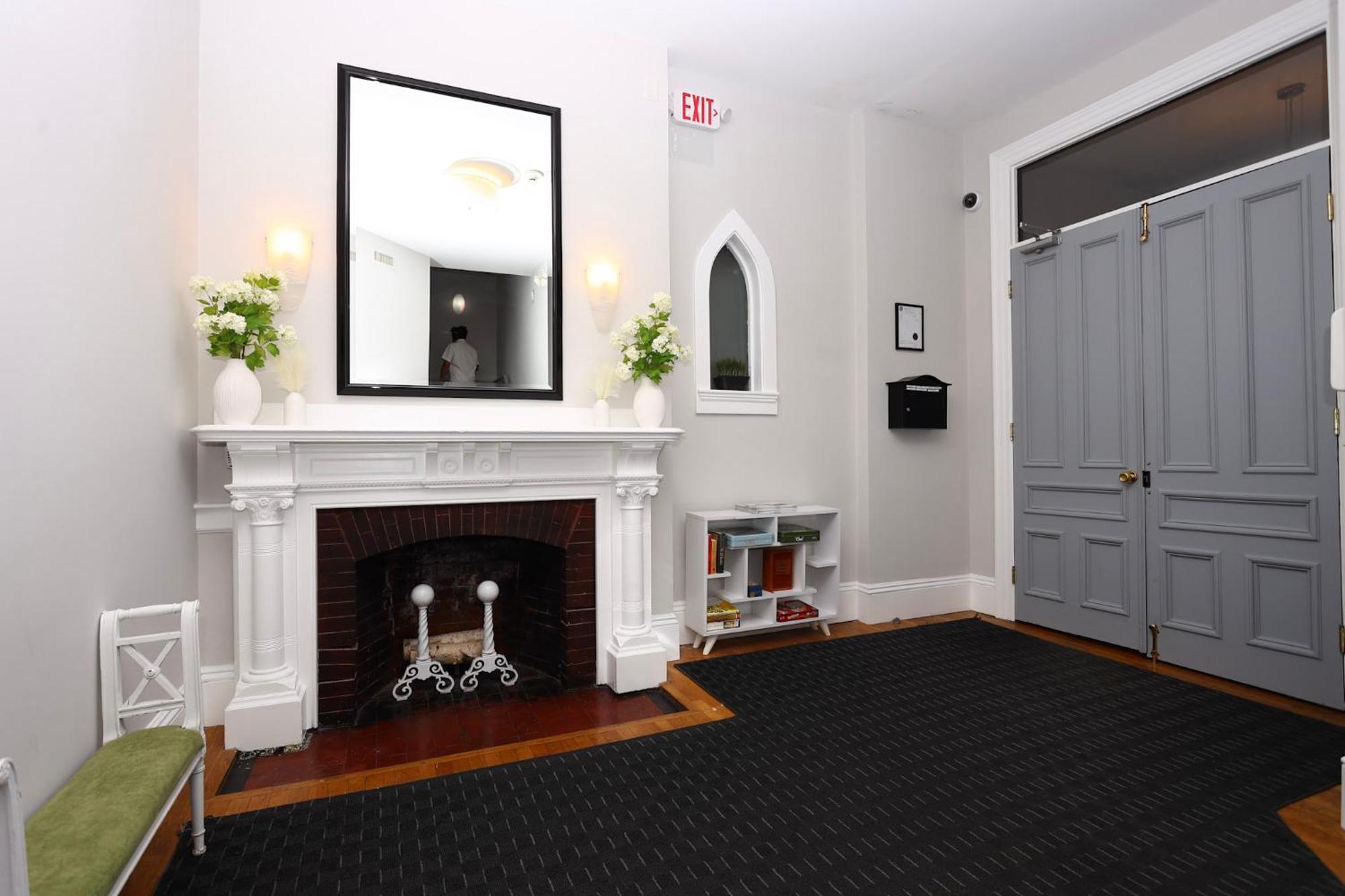 Stylish Newbury Street Studio, #4 Boston Extérieur photo